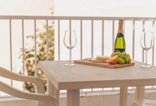Modern 2BR in Sliema Walk to Seafront - 5