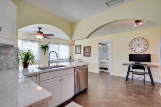 Coastal Bonita Shores Holiday Home Near Beach! - 1