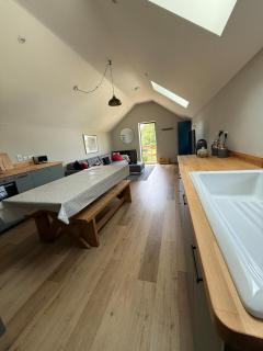 The Old Coach House - countryside escape in Jane Austen country - 8