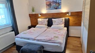 NEU Ganze Wohnung Boxspringbett & Gartenzugang - 9