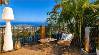 Logement cosy dans belle villa, piscine,vue océan - 8