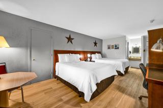 Harvest Drive Family Inn - Renovated Rooms - 2