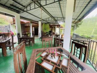 The Nonis Hotel & Family Restaurant - 9
