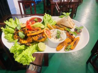 The Nonis Hotel & Family Restaurant - 2