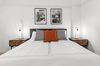 No Internet - Modern Retreat - 15 min to City Center - 5