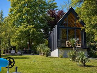 Cabin 16 - 4