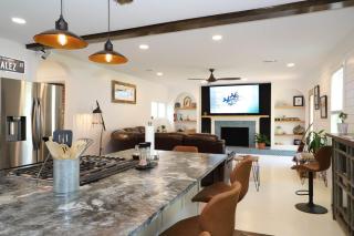 Navy Point Home & game room, near NAS & downtown - Beaches - 8