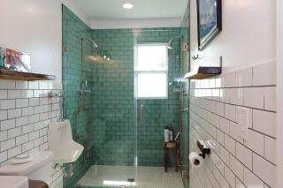 Navy Point Home & game room, near NAS & downtown - Beaches - 1