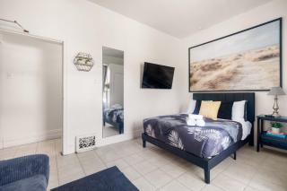 Private Room in Corso Italia for 2 - 6