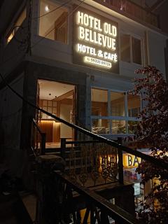 Hotel Old Bellevue Heritage Stay with Mountain Views in Chowrasta Darjeeling - 8