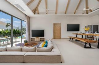 Private Pool Villa in Trichada Breeze 4BR Tropical Retreat - 8