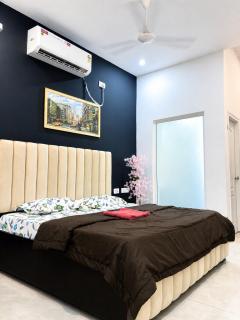 Affordable &premium stay - 0