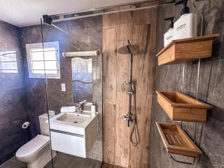 Nissi avenue 64 Studio 3 - Luxcyservices - 8