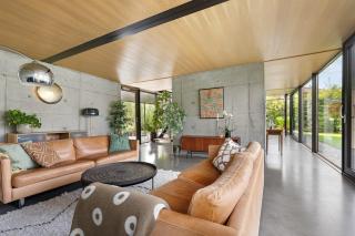 Stylish industrial house with Nordic interior - 0