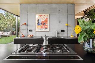 Stylish industrial house with Nordic interior - 3