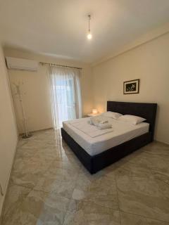 Glejdi Apartment By Ngjela Apartments - 8