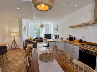 1 Thornbarrow - Spacious Townhouse in Windermere The Lake District - 3