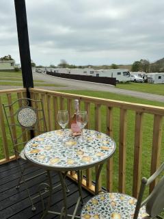 Pearl Shepherds Hut - 1