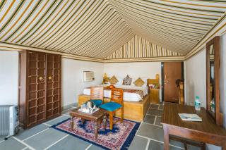 Style Desert Camp With Swimming Pool - 5
