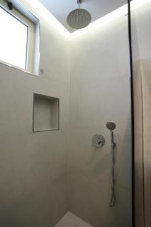 Serenitas Sea View Apartments - 9