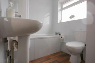 Stockton 1 bed home, lovely area - 6