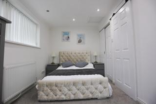 Stockton 1 bed home, lovely area - 1
