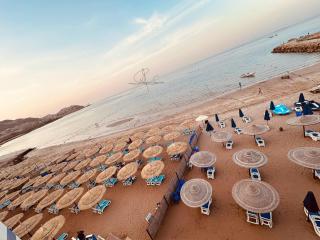 Porto Sokhna pyramids Family Only - 7