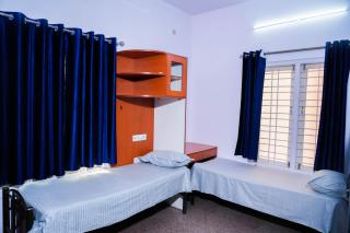 Bunkie Zone - Work Nest - 4