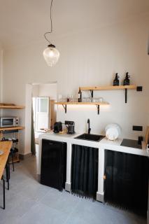 EOS Small House - 2