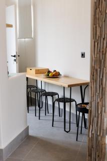 EOS Small House - 3