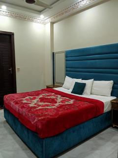 Hotel Day IN Shoukat khanam - 9