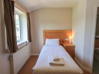 Jubilee Ground-floor Single Bedroom - 8