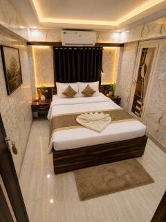 Metro Guest House,Near South City Mall - 4