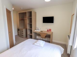 Jubilee First-floor Double Bedroom - 8