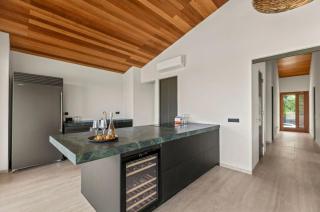 NEW 4BR Villa with 2 Pools at Blue Bay - 5