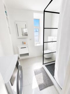 Old Town Quiet Rooftop Studio Apartment - 9