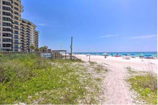 Spring Special! Renovated Resort Condo - on the Beach! - 1