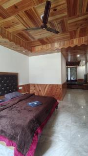 The Pine View - 8