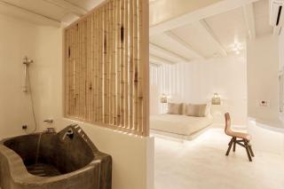 Luxury Naxos Villas Premium Suite Air Conditioning Outdoor Pool - 5