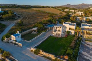 Executive Paros Villa 5 Bedrooms Villa Beachfront Supreme Beachfront Sea - 7