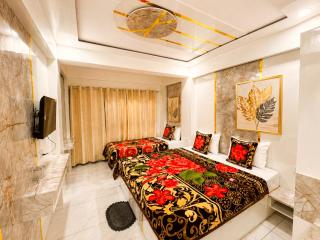 The Luxury Stay Hotel Mid - Town All Deluxe Room Near Mall Road Nainital - 4