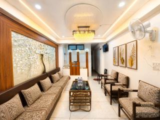 The Luxury Stay Hotel Mid - Town All Deluxe Room Near Mall Road Nainital - 2