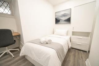 Cozy 3 Bedroom Home with 2 Bath Near Fanshawe - 4