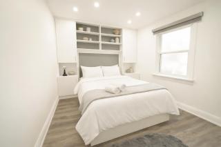 Cozy 3 Bedroom Home with 2 Bath Near Fanshawe - 9