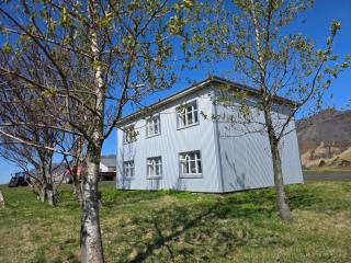 Hrutafell Guesthouse - 4