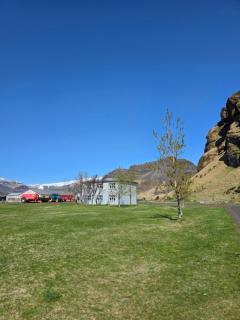 Hrutafell Guesthouse - 2