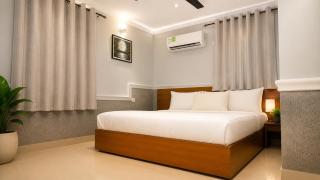 DeBoss Hotel - 4