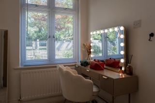 Perfect Booking Modern Home By High Street - 6