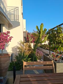 Shades of blue apartment. - 9
