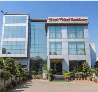 HOTEL VISHAL RESIDENCY NEAR INTERNATIONAL AIRPORT DELHI with FREE AIRPORT DROP - 9
